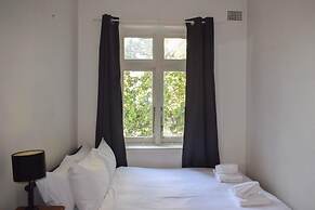 Incredible Location One Bedroom Apartment