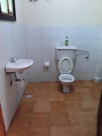 Mbara Safari Lodge and Resort