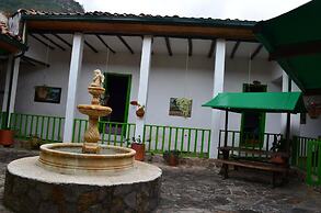 Posada 4 Esquinas