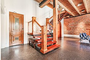 Stunning 5 BR Urban Oasis Dt NOLA