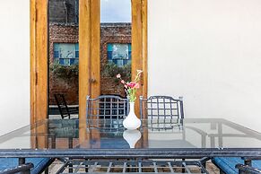 Stunning 5 BR Urban Oasis Dt NOLA