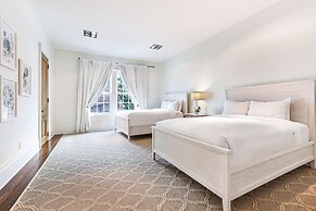 Stunning 5 BR Urban Oasis Dt NOLA