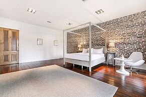 Stunning 5 BR Urban Oasis Dt NOLA