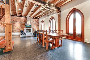 Stunning 5 BR Urban Oasis Dt NOLA