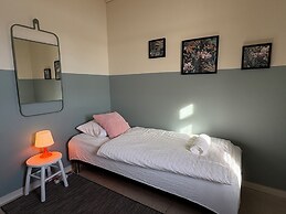 Paradise Cave Hostel & Guesthouse