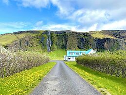 Paradise Cave Hostel & Guesthouse