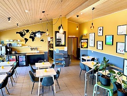 Paradise Cave Hostel & Guesthouse