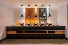 Hampton by Hilton London Park Royal