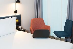 Hampton by Hilton London Park Royal