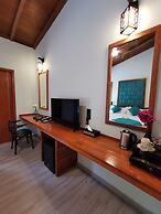 Village Hideaways & Spas