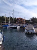 Apartments Dora Vrboska island Hvar