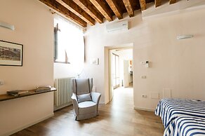 Casa Agli Scrimiari ItalianFlat