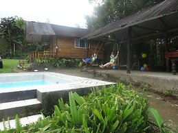 Hosteria cabañas la Estancia Mindo