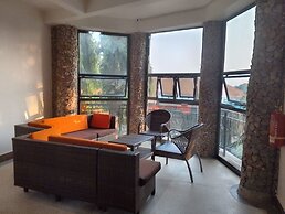 Discovery Courts Hotel