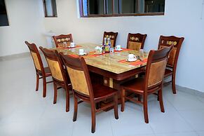 Discovery Courts Hotel