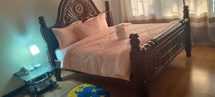 Discovery Courts Hotel