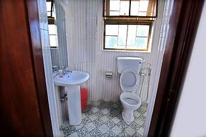 Discovery Courts Hotel