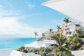Azura Bermuda