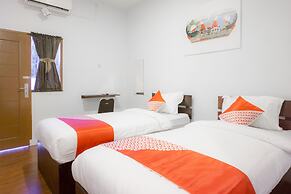 OYO 1811 Citra Anggrek