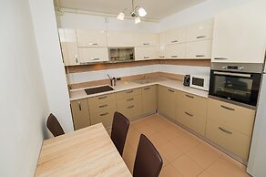Relax Apartment Coresi Mall