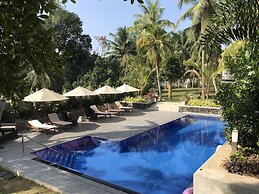 TROPICAL HOUSE Jungleside Villa