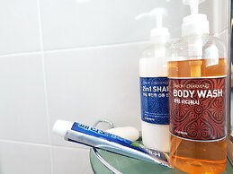 Bluemoon Guest House - Hostel