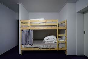 Bluemoon Guest House - Hostel