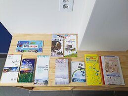 Bluemoon Guest House - Hostel