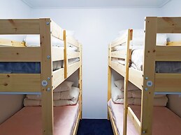 Bluemoon Guest House - Hostel