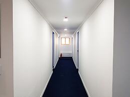 Bluemoon Guest House - Hostel