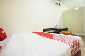 OYO 2361 Hotel Winston