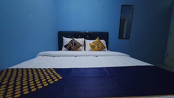 OYO 2302 Blue House Costel Syariah