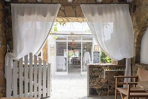 Alexandros by the Beach - Serifos