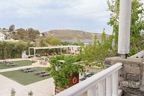 Alexandros by the Beach - Serifos