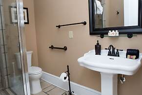 Burke Manor Inn & Pavilion