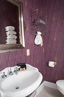 Burke Manor Inn & Pavilion