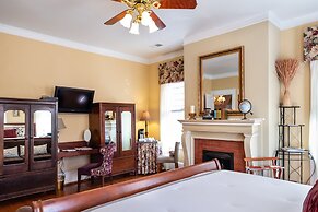 Burke Manor Inn & Pavilion