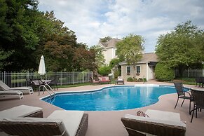 Burke Manor Inn & Pavilion