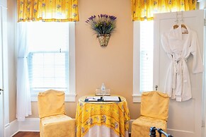 Burke Manor Inn & Pavilion