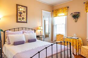 Burke Manor Inn & Pavilion