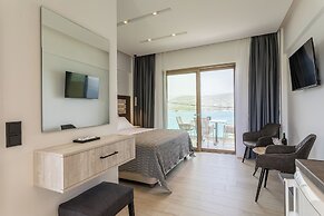 Lighthouse Apartments