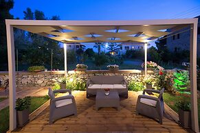 Lighthouse Apartments