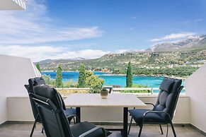 Lighthouse Apartments