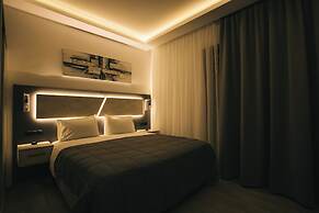 Lighthouse Apartments