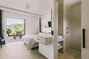 Lighthouse Apartments