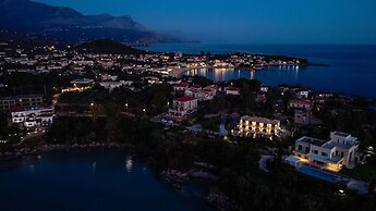 Lighthouse Apartments