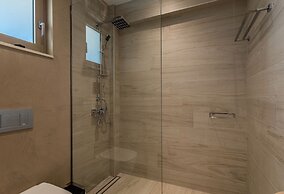 Lighthouse Apartments