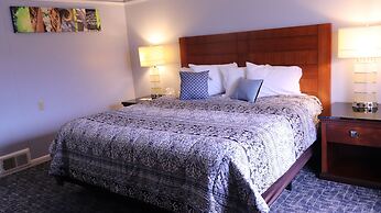 Copper Lantern Motor Lodge