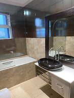 Posh Hotel And Suites
