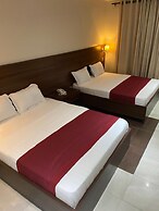 Posh Hotel And Suites